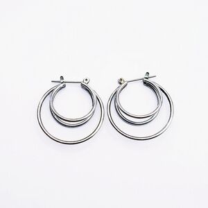 0080 Elegant Silver Double Hoop Earrings